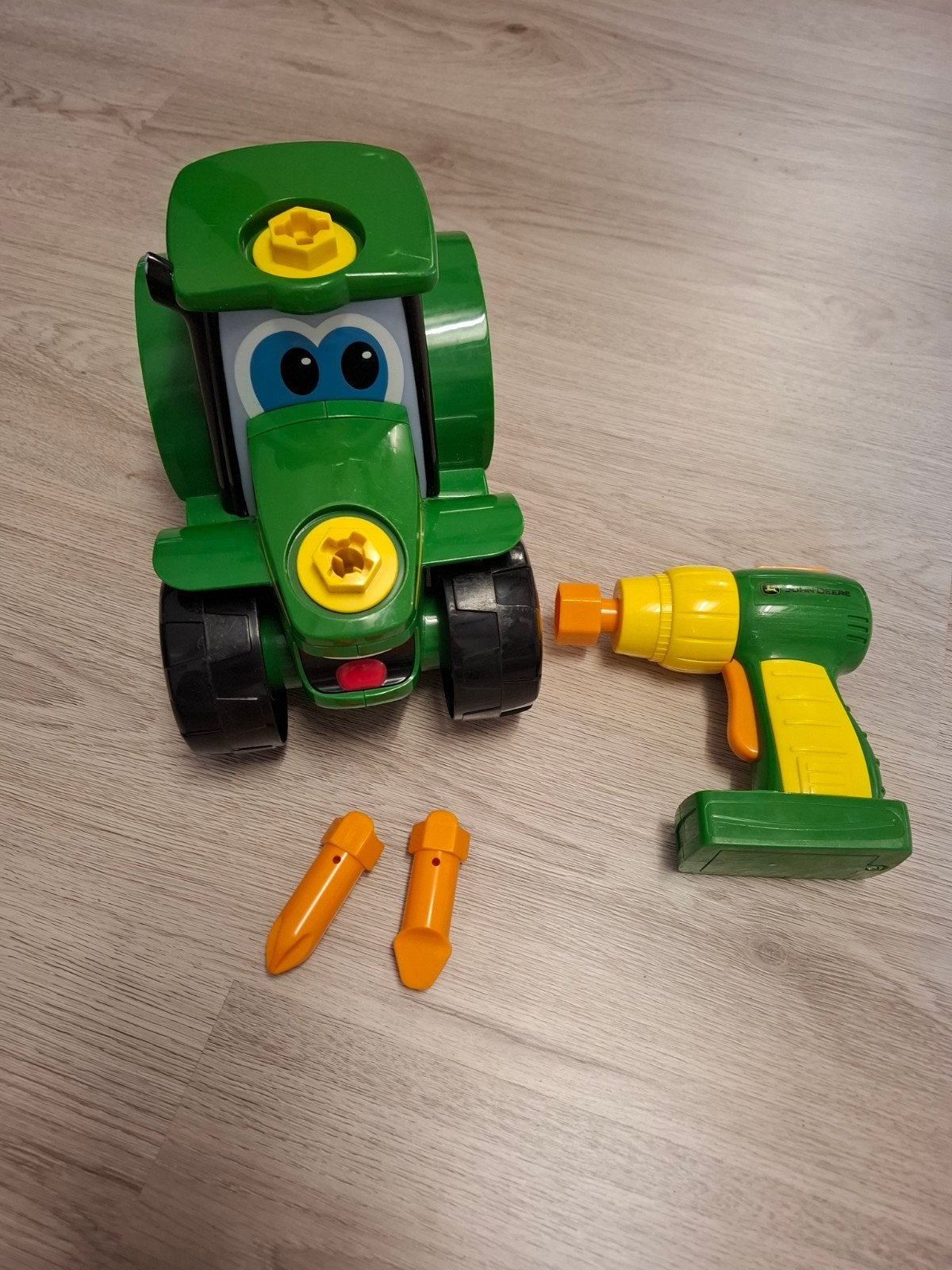 John Deere Build-A-Buddy Tractor met Boormachine, Ophalen, Gebruikt, Bouwen