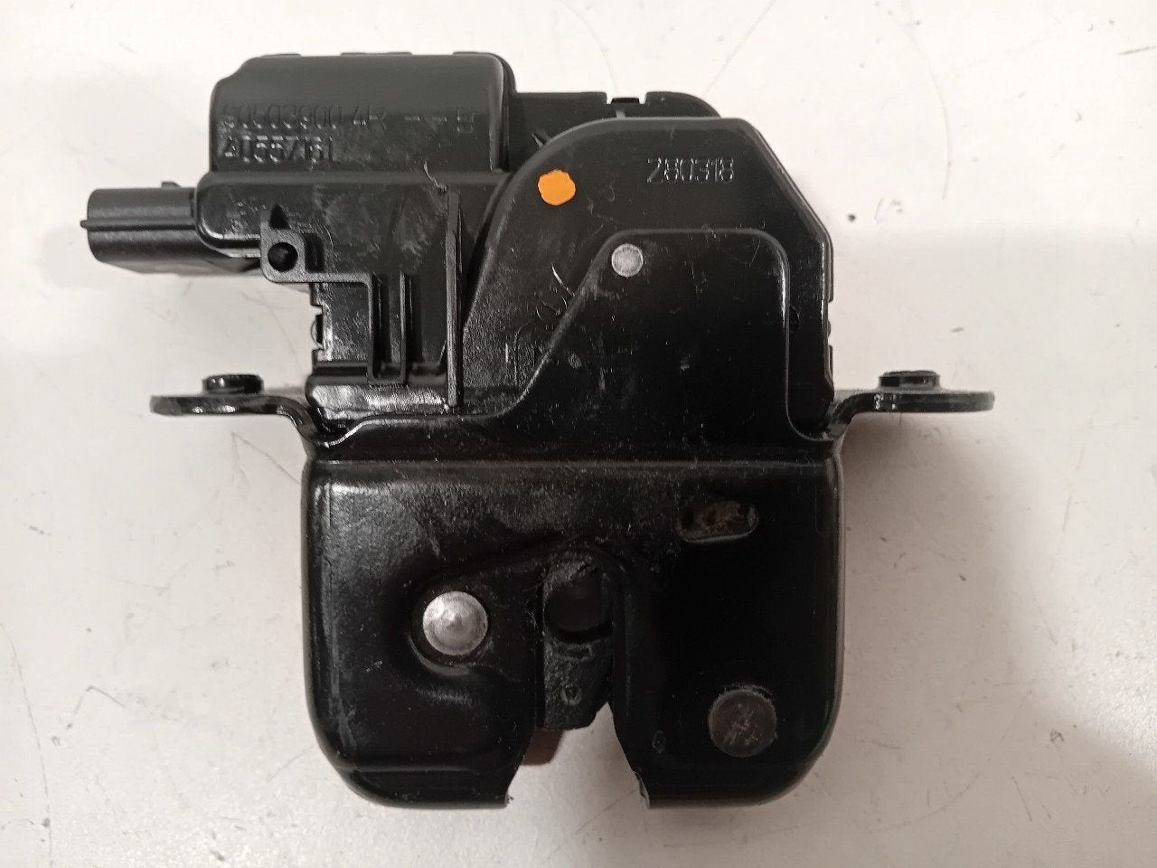 Slot mechaniek kofferdeksel achterklep elektrisch Renault Sc, Auto-onderdelen, Onderdelen@venauto.nl, Van der Ven Autorecycling B.V.