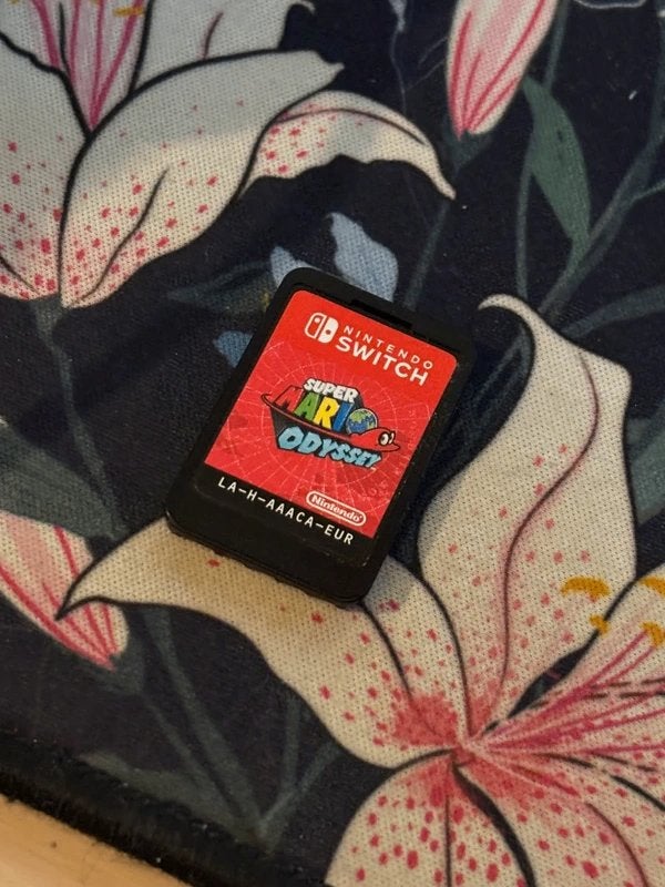 Super Mario Odyssey - Nintendo Switch., Spelcomputers en Games, Avontuur en Actie, 2 spelers, Ophalen of Verzenden, Zo goed als nieuw