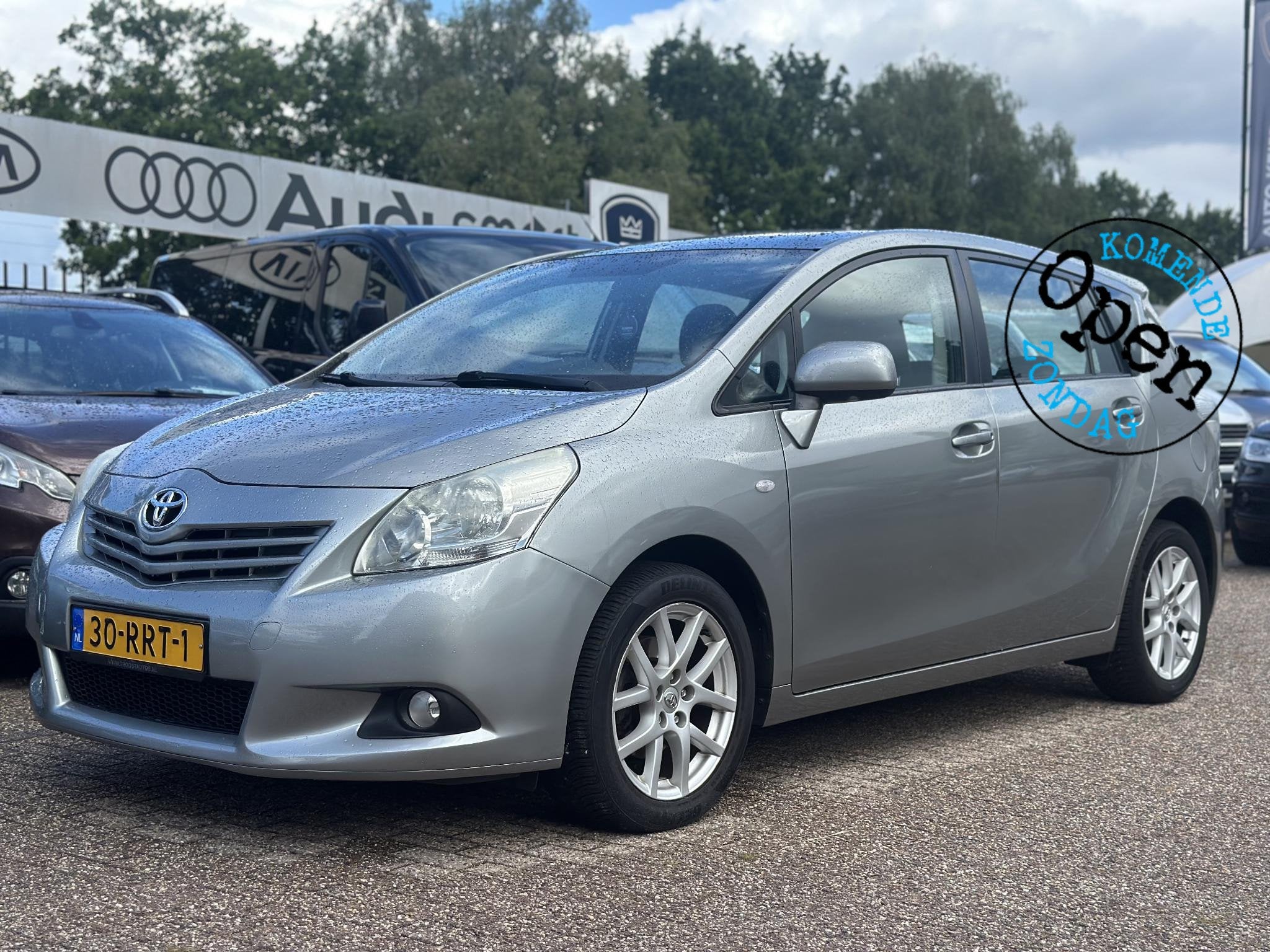 Toyota Verso 1.6 VVT-i Business Panoramadak Cruise Clima Tre, Auto's, Voorwielaandrijving, Euro 5, Gebruikt, 4 cilinders
