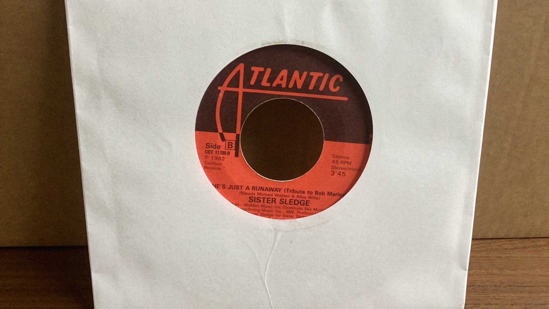 Sister Sledge.  My guy.  He just a runaway., Ophalen of Verzenden, Zo goed als nieuw, Pop