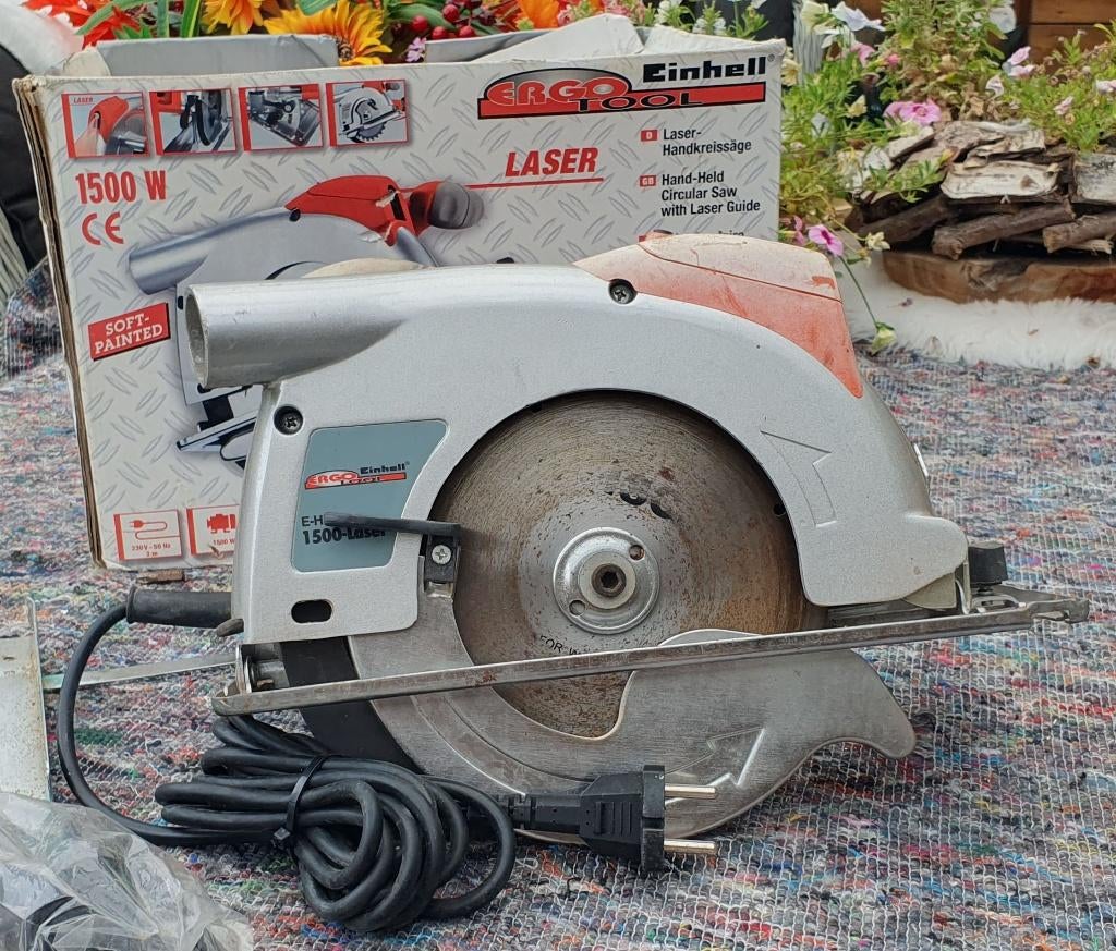 einhell cirkelzaag, Doe-het-zelf en Verbouw, Gereedschap | Zaagmachines, Ophalen, 1200 watt of meer, Cirkelzaag, 30 tot 70 mm