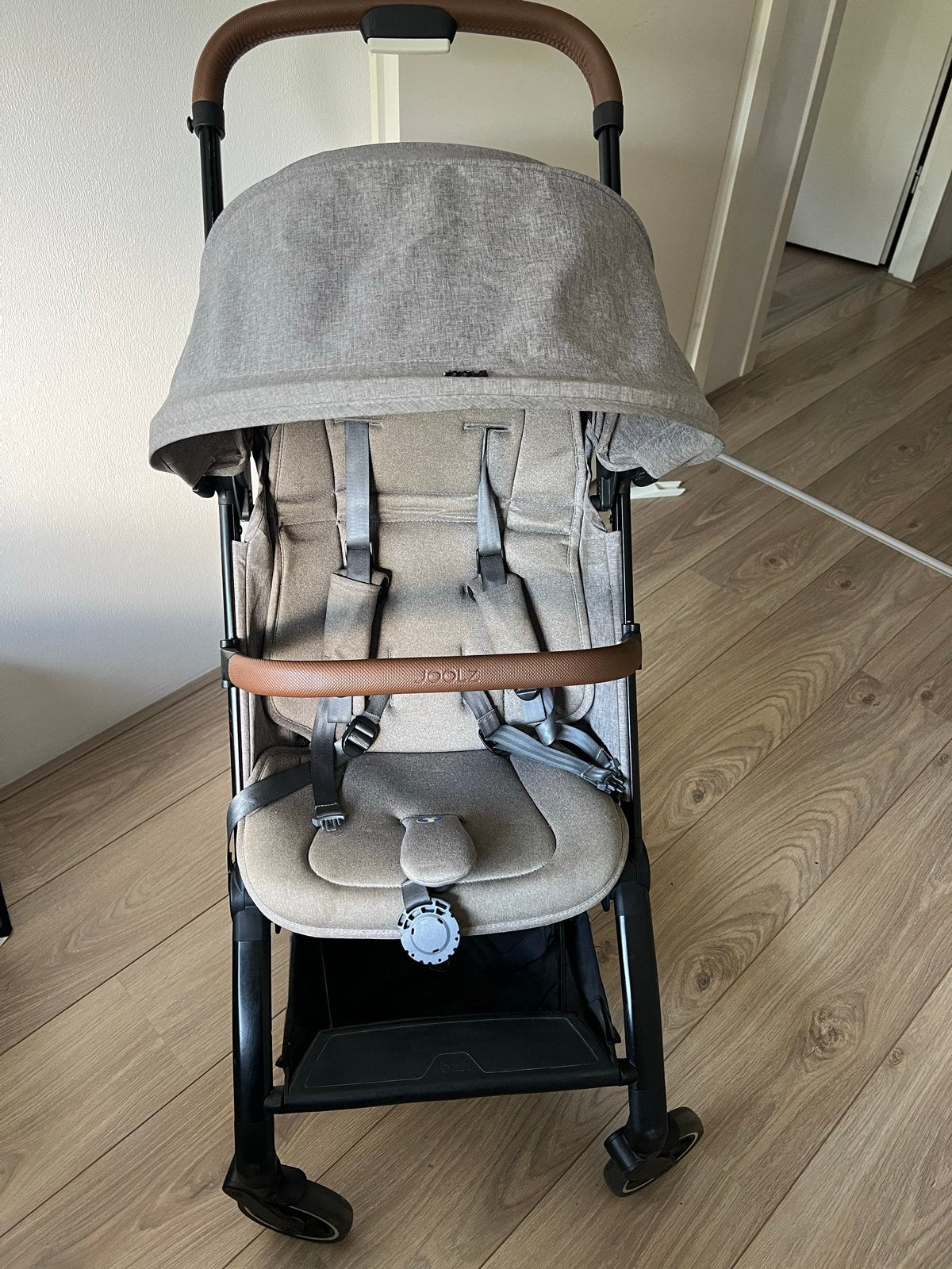 Joolz Aer Buggy Grijs - Compact en Lichtgewicht, Kinderen en Baby's, Ophalen, Gebruikt, Overige merken, Verstelbare rugleuning