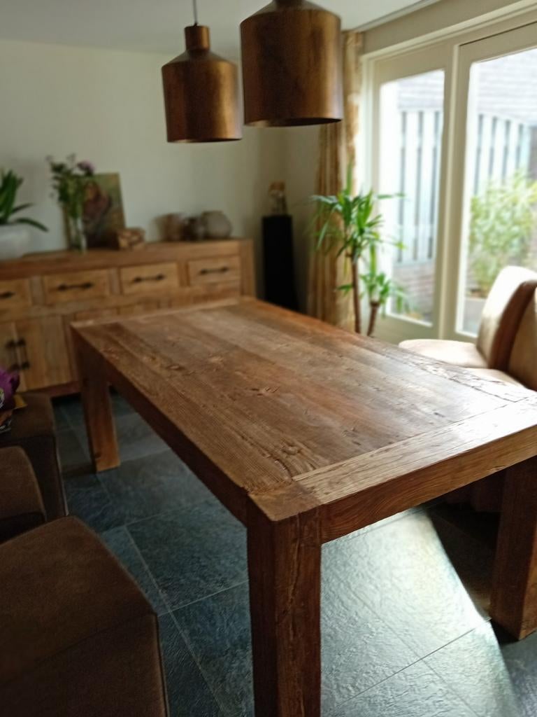 Robuuste houten eettafel - 1 bij 2 meter, Huis en Inrichting, Tafels | Eettafels, Gebruikt, 150 tot 200 cm, Vier personen, Rechthoekig