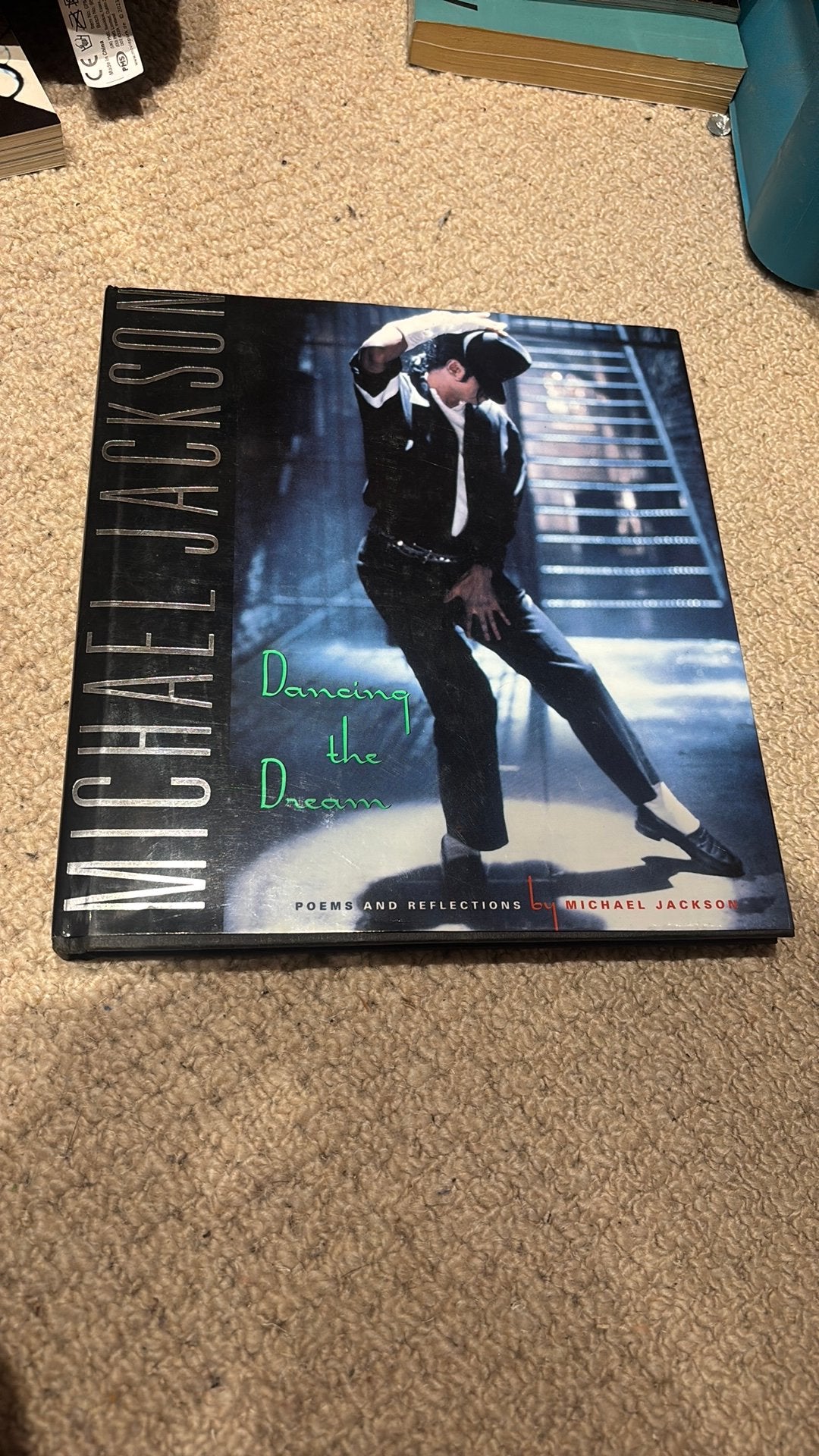 Michael Jackson - Dancing The Dream, Ophalen of Verzenden, Zo goed als nieuw, Michael Jackson