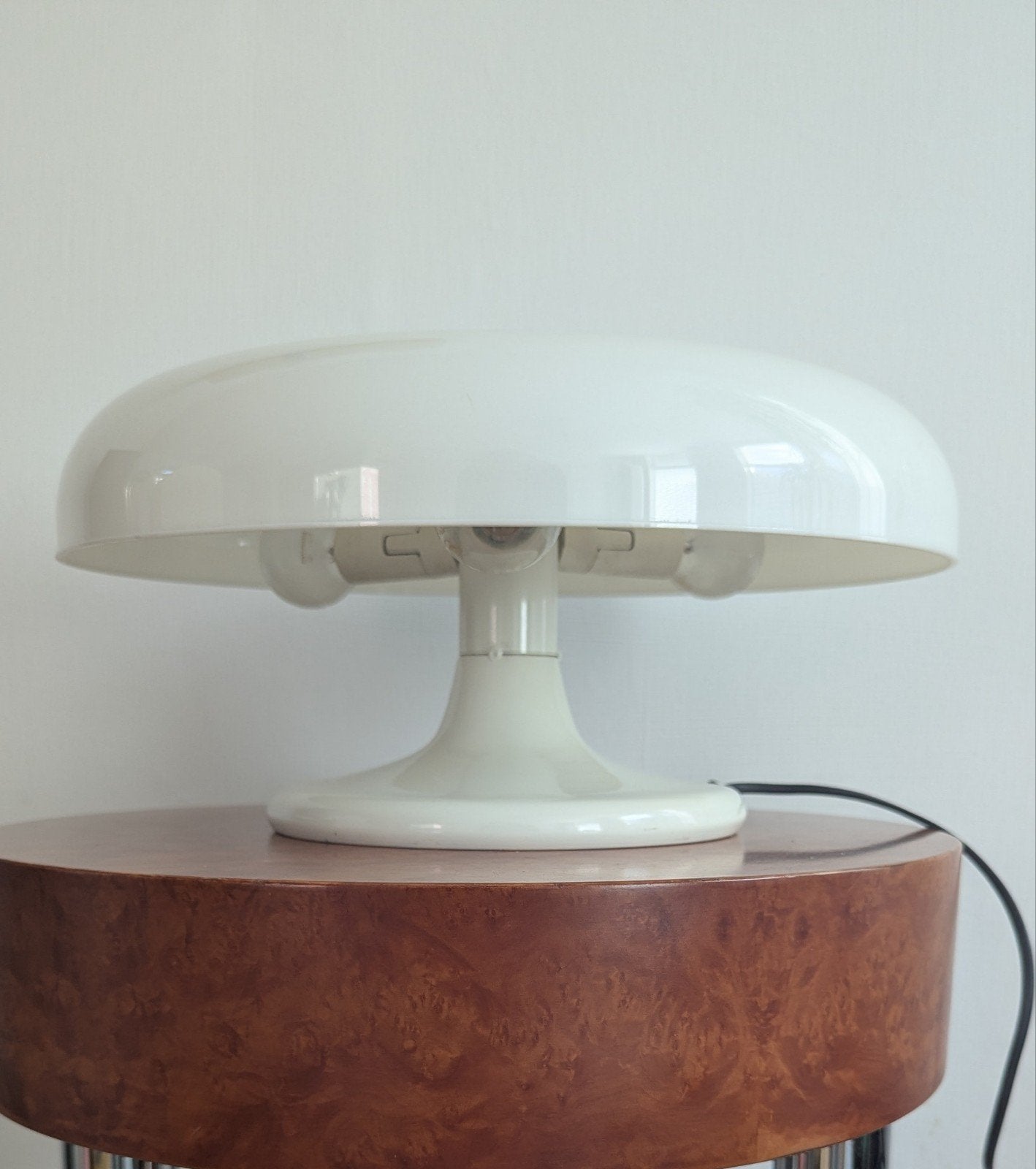 jaren 70 tafellamp, Kunststof, Wit, Ophalen of Verzenden, Artemide