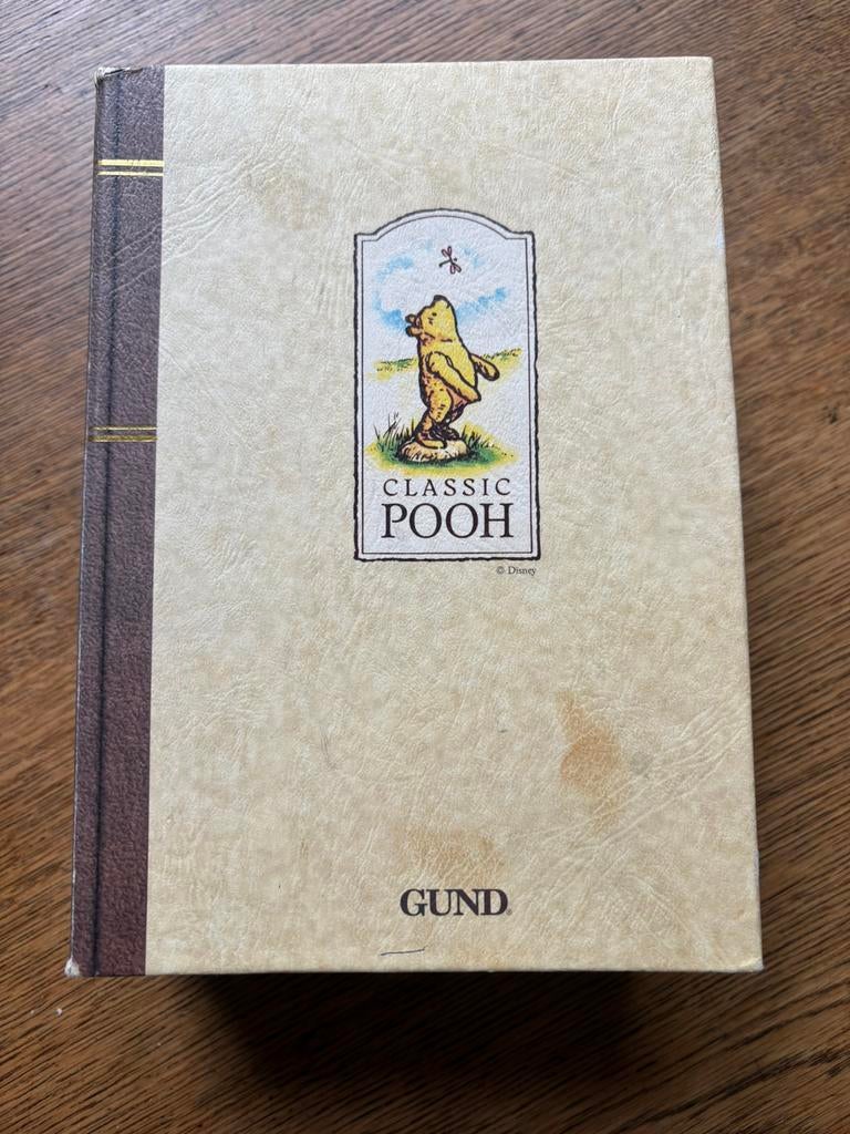 Winnie the pooh in boek, Ophalen of Verzenden, Winnie de Poeh of vrienden, Zo goed als nieuw, Overige typen