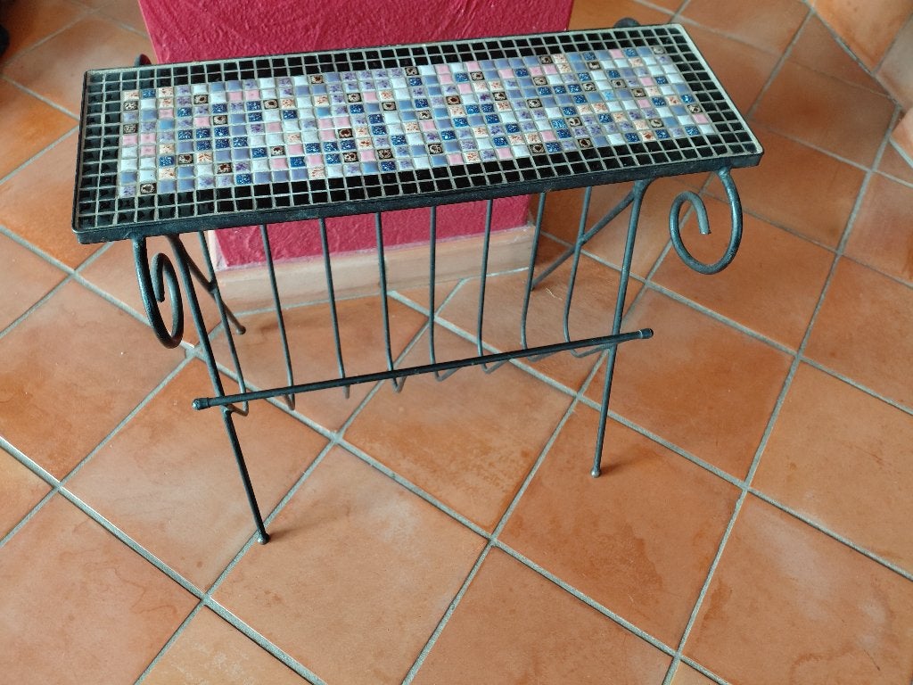Vintage lectuurbak met mozaïek steentjes, Huis en Inrichting, Metaal, Zo goed als nieuw, Bijzettafel met lectuurbak, Vintage