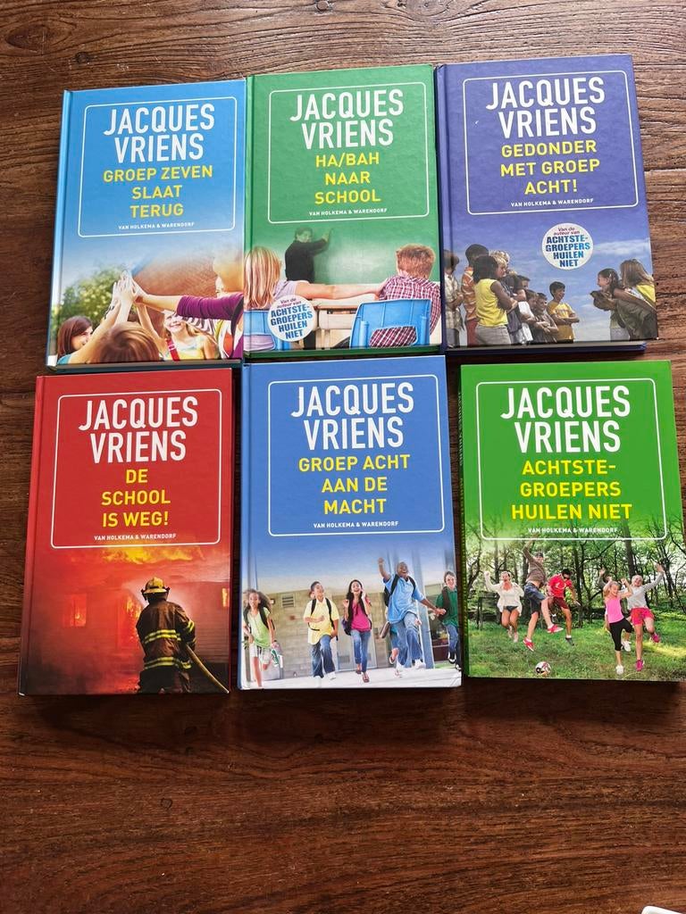 Jacques Vriens, achtste groepers huilen niet, 6 stuks, Boeken, Kinderboeken | Jeugd | 10 tot 12 jaar, Ophalen of Verzenden, Zo goed als nieuw