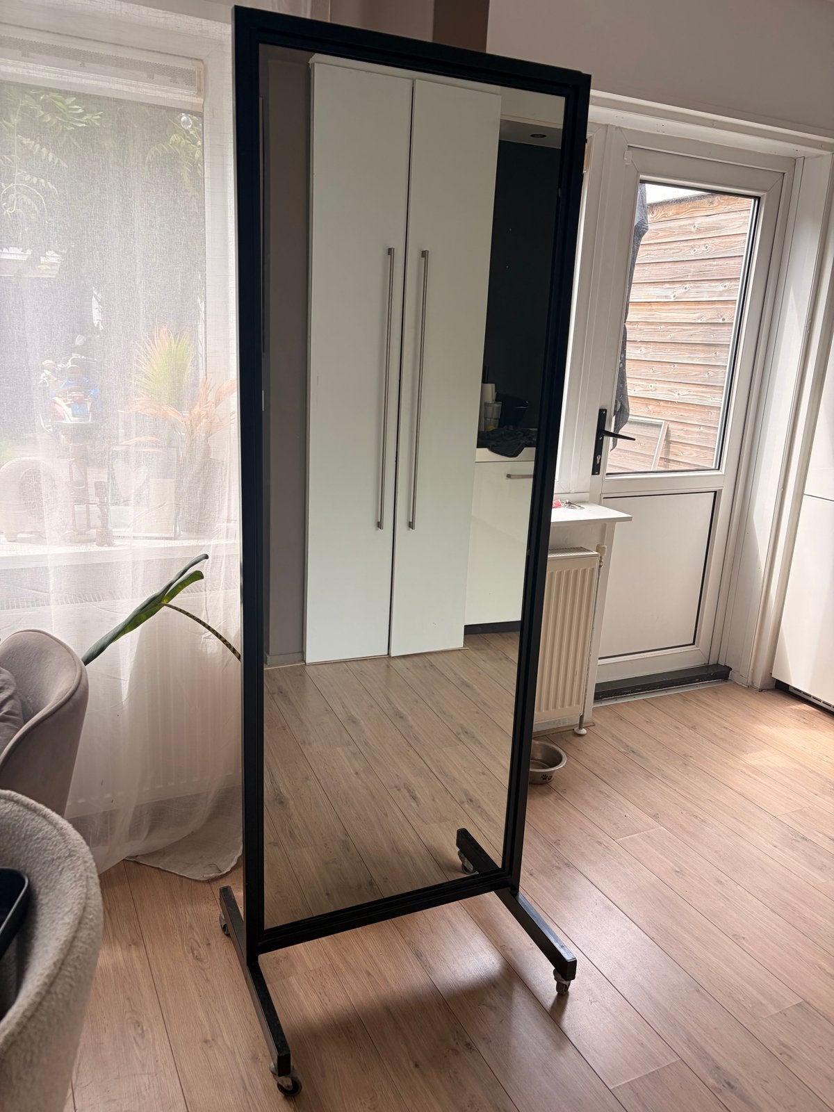 Grote fysio spiegel op wieltjes, 195x66 cm, goede staat, Ophalen, Gebruikt, 150 tot 200 cm, Rechthoekig