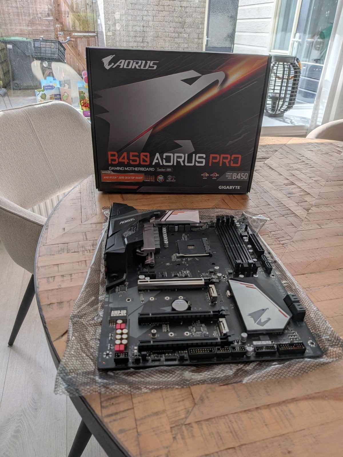 Gigabyte B450 Aorus Pro Moederbord, DDR4, AM4, Ophalen of Verzenden, Zo goed als nieuw