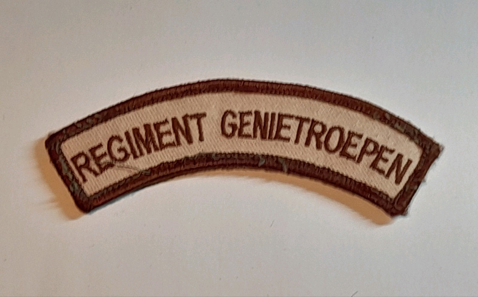naambandje uitzending REGIMENT GENIETROEPEN, Ophalen of Verzenden, Landmacht, Nederland, Embleem of Badge