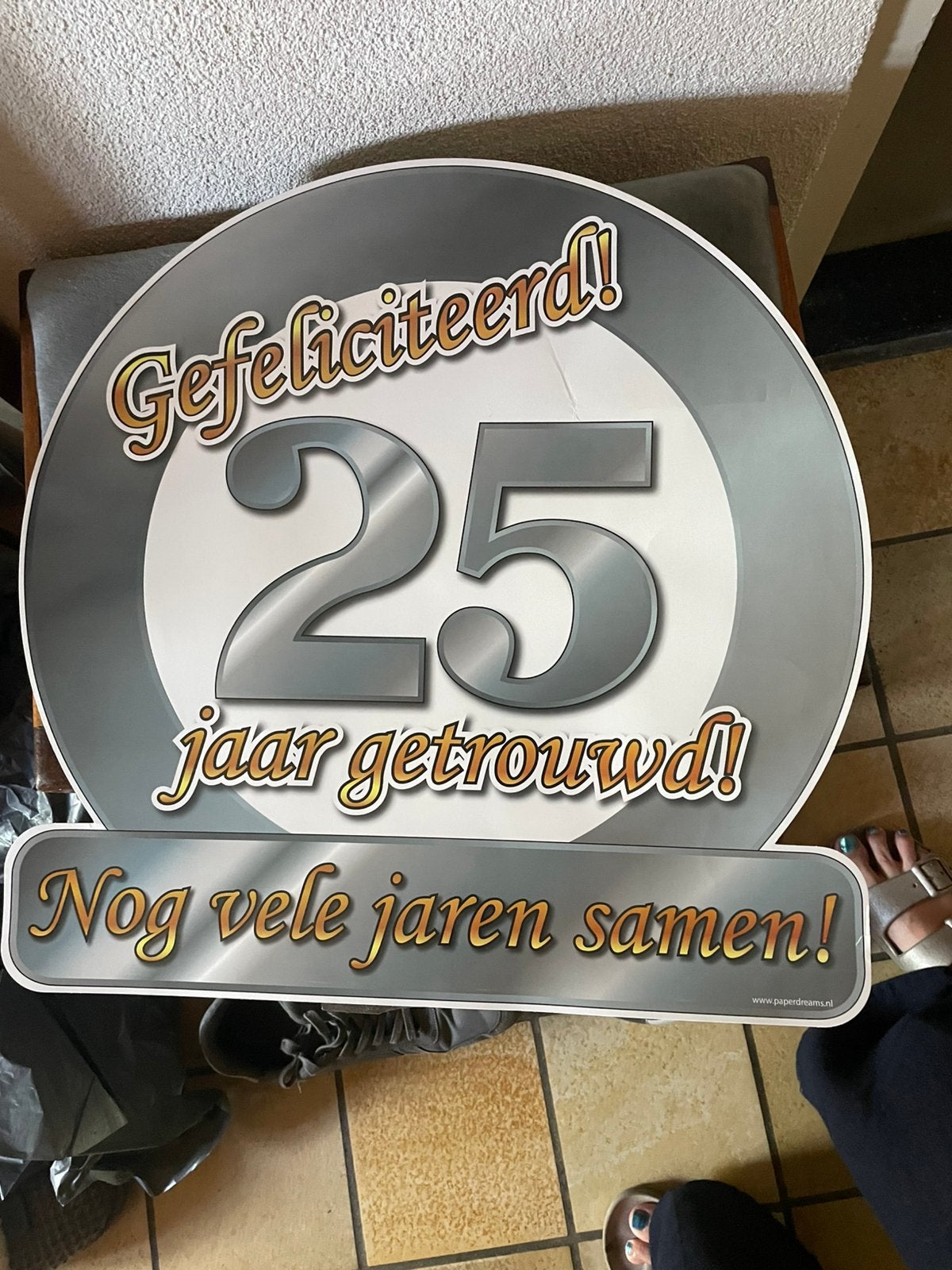 25 jaar getrouwd-Gratis, Hobby en Vrije tijd, Feestartikelen | Verhuur, Ophalen, Zo goed als nieuw, Verjaardag