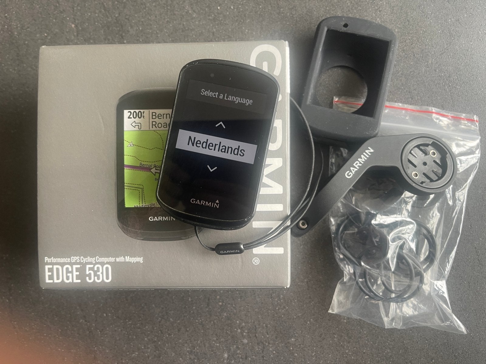 Garmin edge 530 | out of front mount | hoes, Fietsen en Brommers, Fietsaccessoires | Fietscomputers, Ophalen of Verzenden, Zo goed als nieuw