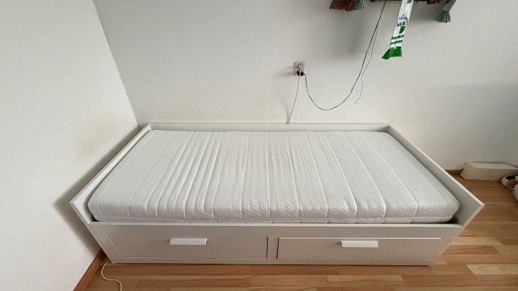BRIMNES, Bedbank met 2 lades/2 matrassen, Huis en Inrichting, Ophalen, Eenpersoons, Wit, 80 cm