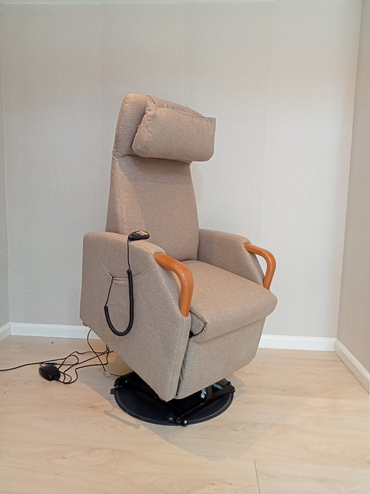 Zgan Fitform sta op stoel relax fauteuil op draaiplateau, Huis en Inrichting, Fauteuils, Ophalen of Verzenden, Zo goed als nieuw