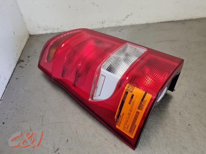 Achterlicht links van een Mercedes Vito