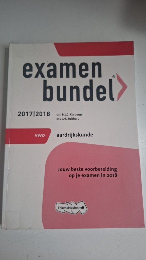 Examenbundel aardrijkskunde VWO, VWO, ThiemeMeulenhoff, Ophalen of Verzenden, Aardrijkskunde