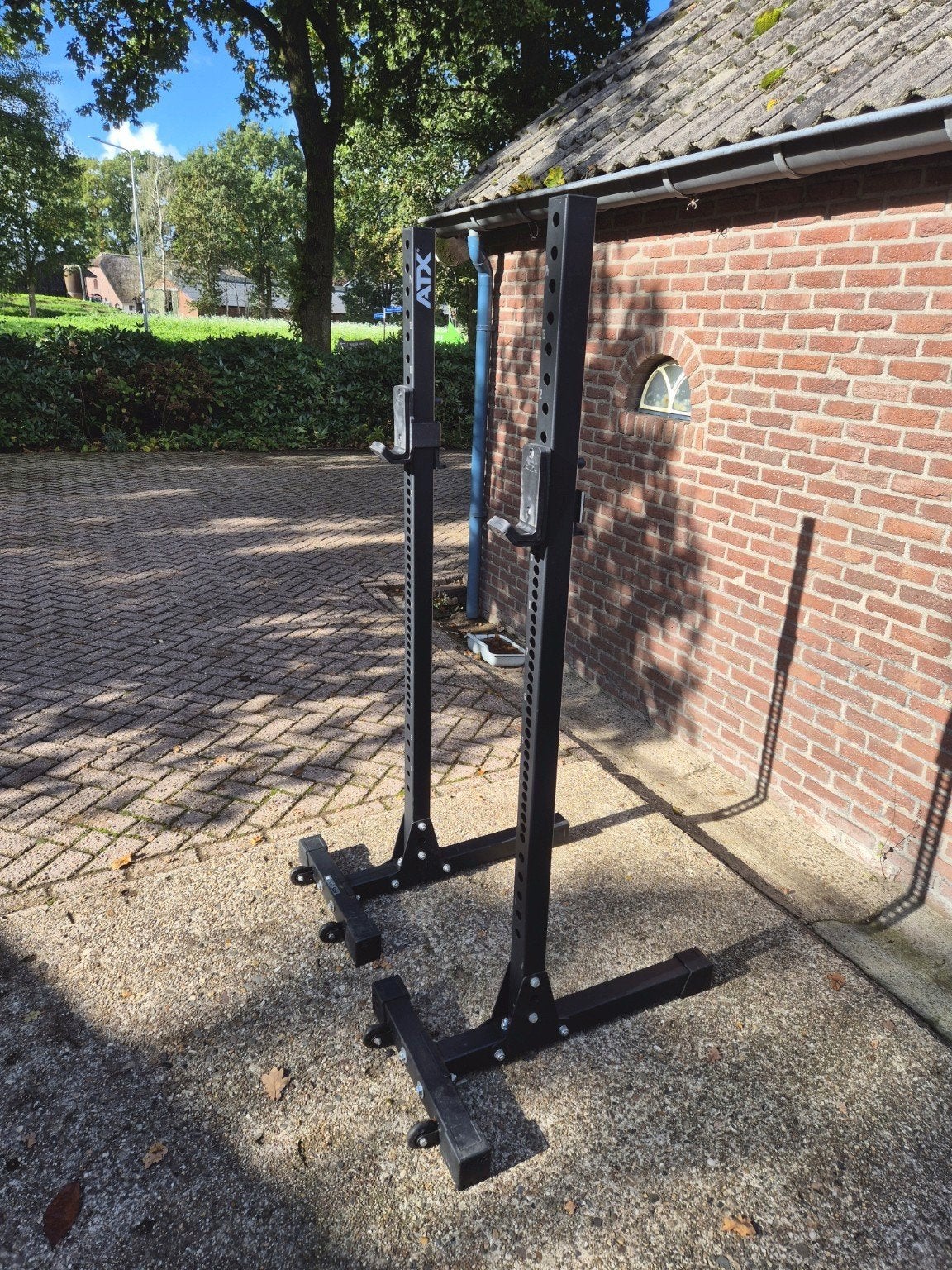 Squat Rack, benchpress en barbell + gewichten van ATX, Ophalen, Gebruikt, Krachtstation, Benen