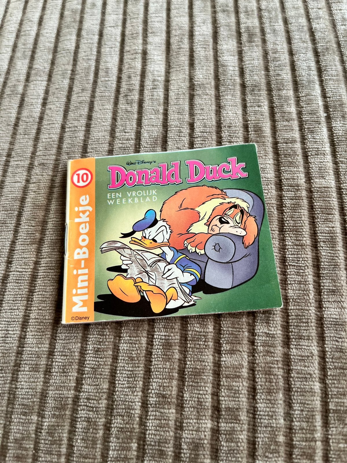 Donald Duck Mini Boekje nr 10, Eén stripboek, Ophalen of Verzenden, Zo goed als nieuw
