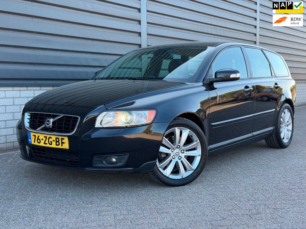 Volvo V50 2.4 Edition II Automaat LPG Trekhaak 140PK, Auto's, Zwart, 700 kg, Zwart, 2435 cc