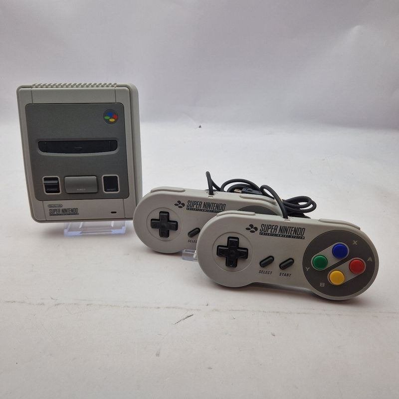 SNES Mini + 2 Controllers || Nu Voor Maar € 99.99!!, Avontuur en Actie, 2 spelers, Ophalen of Verzenden, Zo goed als nieuw