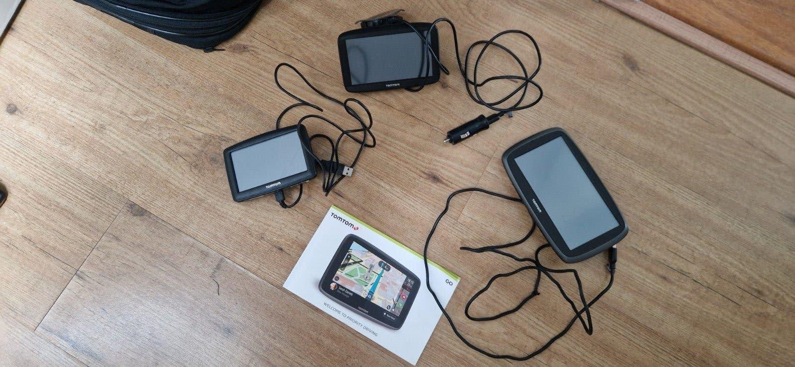 TomTom navigatiesystemen (3 stuks), Auto diversen, Ophalen of Verzenden, Gebruikt