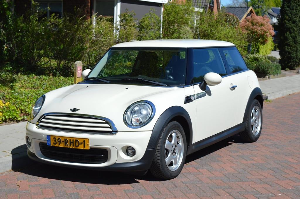 Mini Mini 1.6 One Org NL/NAP/1ste eig/navi/airco, Voorwielaandrijving, Euro 5, Stof, Zwart