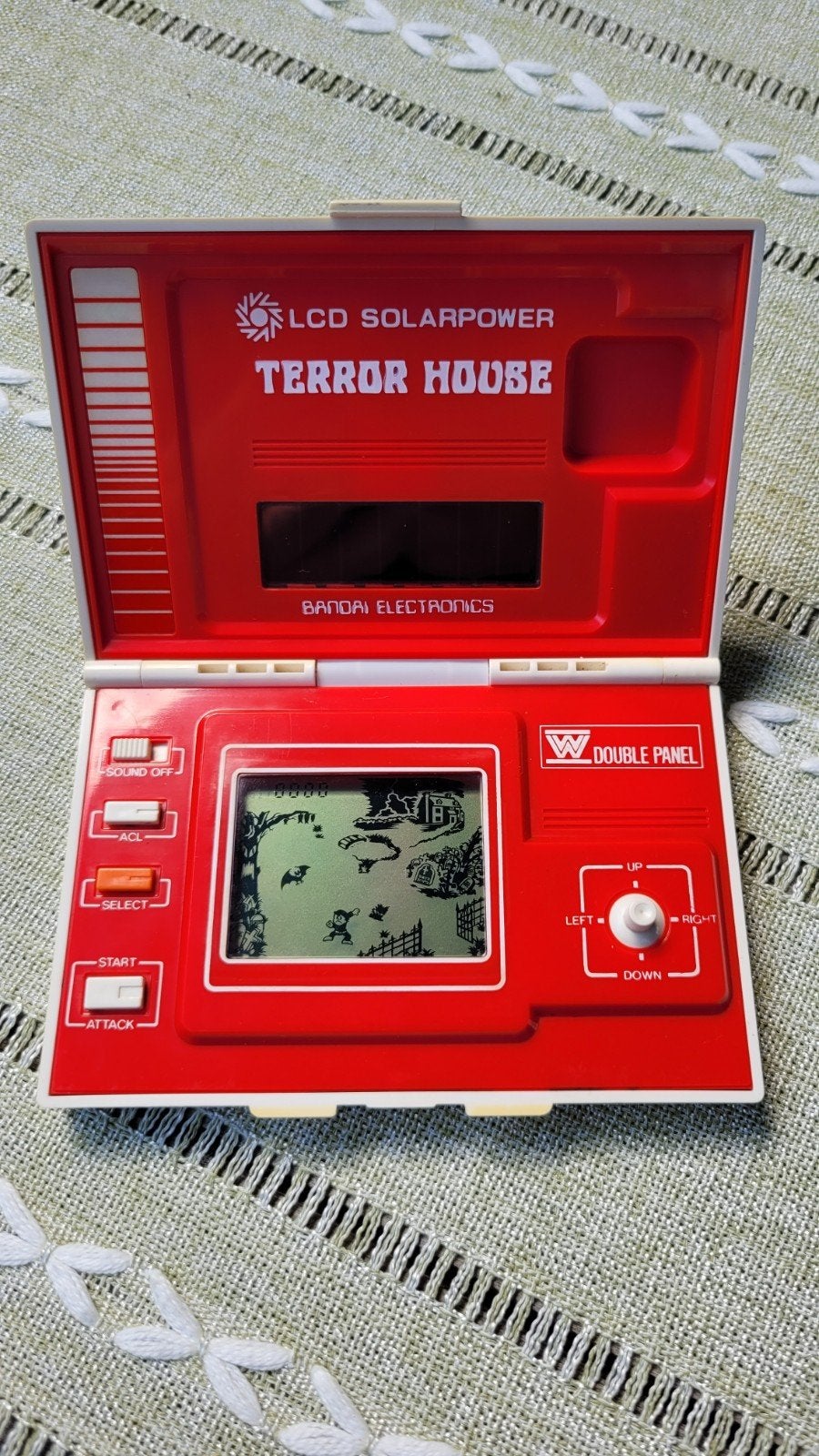 Bandai Electronics Terror House LCD Solarpower handheld game, Spelcomputers en Games, Spelcomputers | Overige, Ophalen of Verzenden