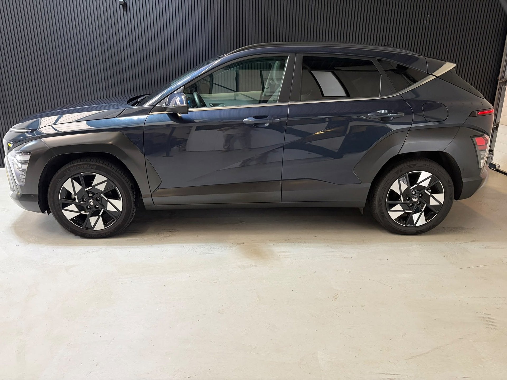 Foto 2 van Hyundai KONA 1.6 GDI HEV Comfort PANO KEYLESS CAM FULL OPTIO