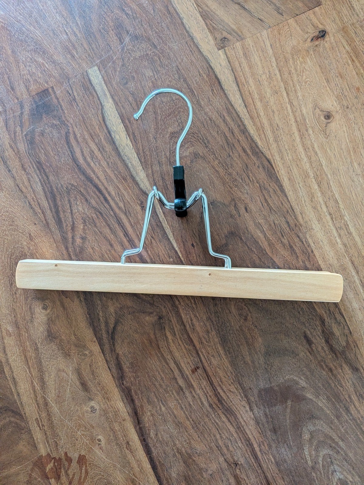 Houten  hangers /knijpers voor kinderkleding, Ophalen of Verzenden, Zo goed als nieuw, One size