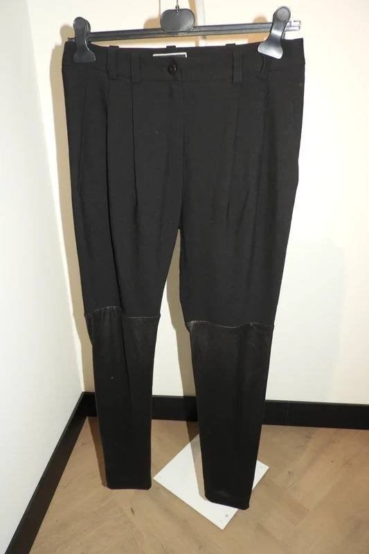 Annette Gortz zwarte broek leder look deel onderkant mt 40, Kleding | Dames, Maat 38/40 (M), Verzenden, Zwart, Zo goed als nieuw