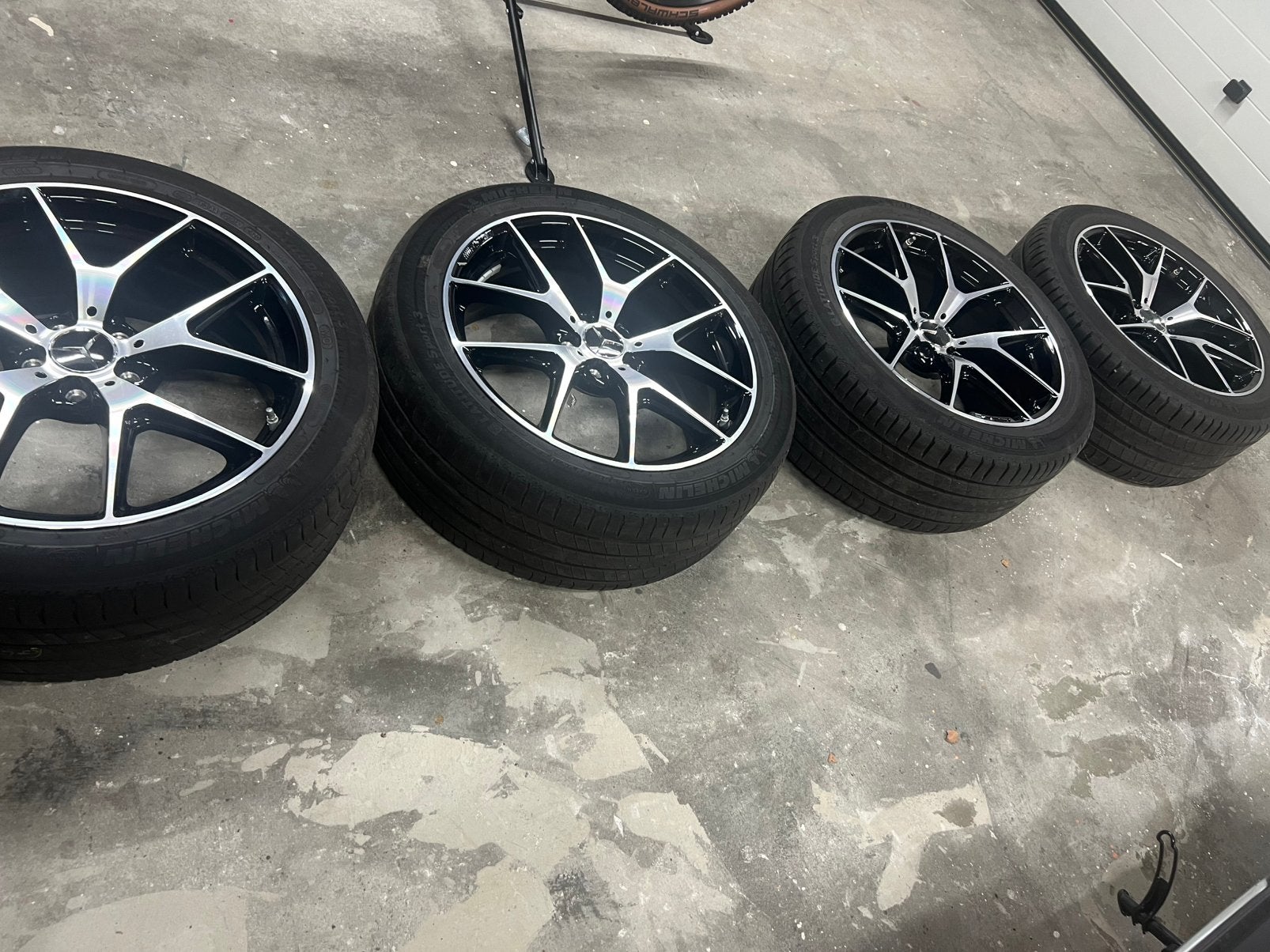 GLC 43 AMG VELGEN ORGINEEL 20 inch breedteset, Auto-onderdelen, Banden en Velgen, Ophalen, 255 mm, Banden en Velgen, 20 inch