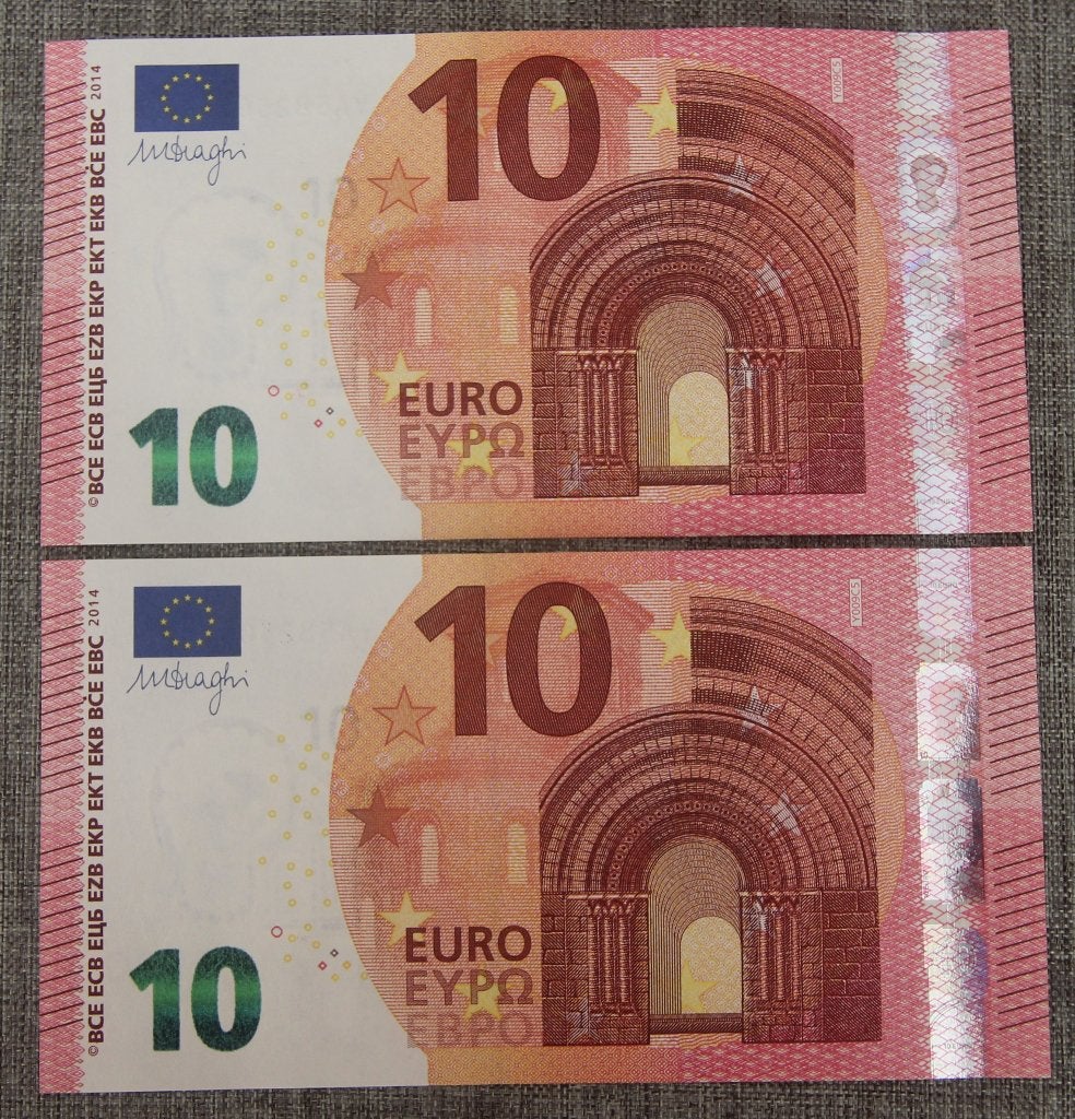 2x 10 euro 2014 opv. YA5825057129(38) ongelopen, Postzegels en Munten, Bankbiljetten | Europa | Eurobiljetten, Ophalen of Verzenden