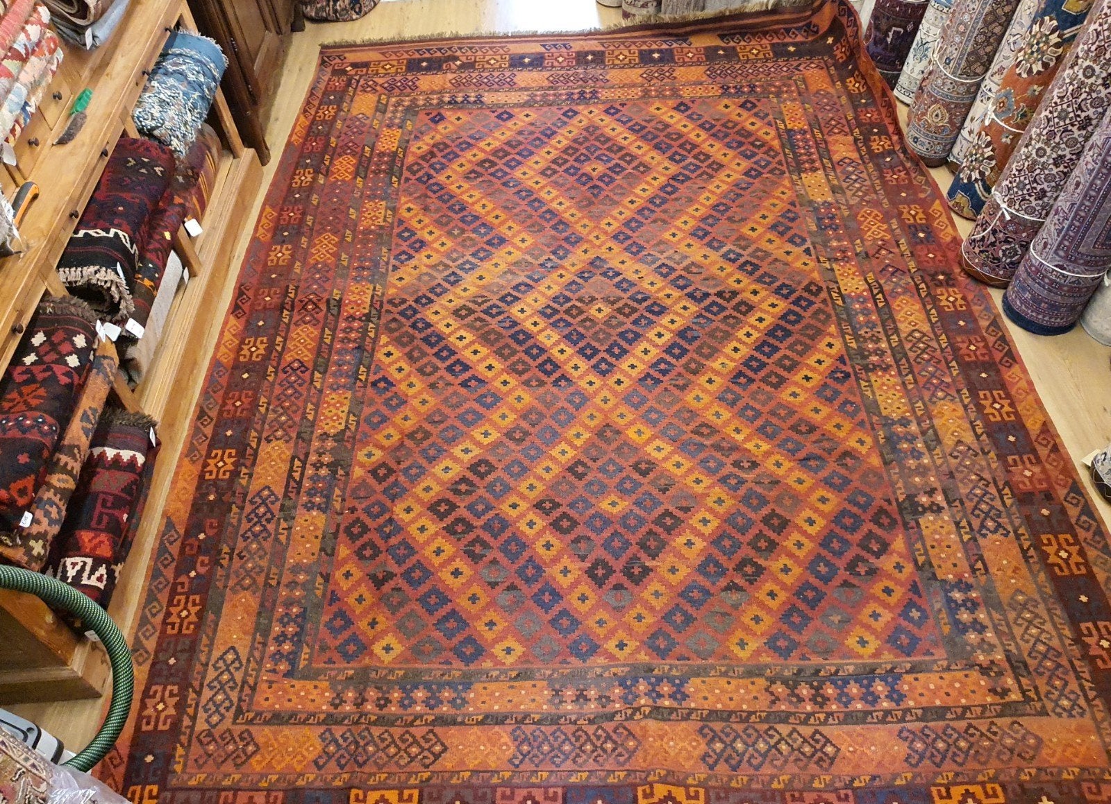 Handgeweven oosterse wollen kelim 387x262, Huis en Inrichting, Stoffering | Tapijten en Kleden, Nieuw, 200 cm of meer, 200 cm of meer