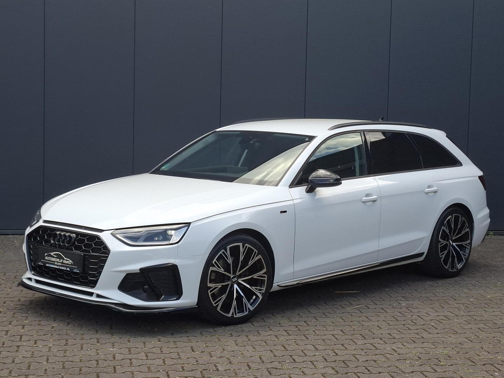 Audi A4 Avant 35 TFSI S edition LEDER / MEMORY / DAB / CARPL, Gebruikt, Euro 6, 4 cilinders, A4