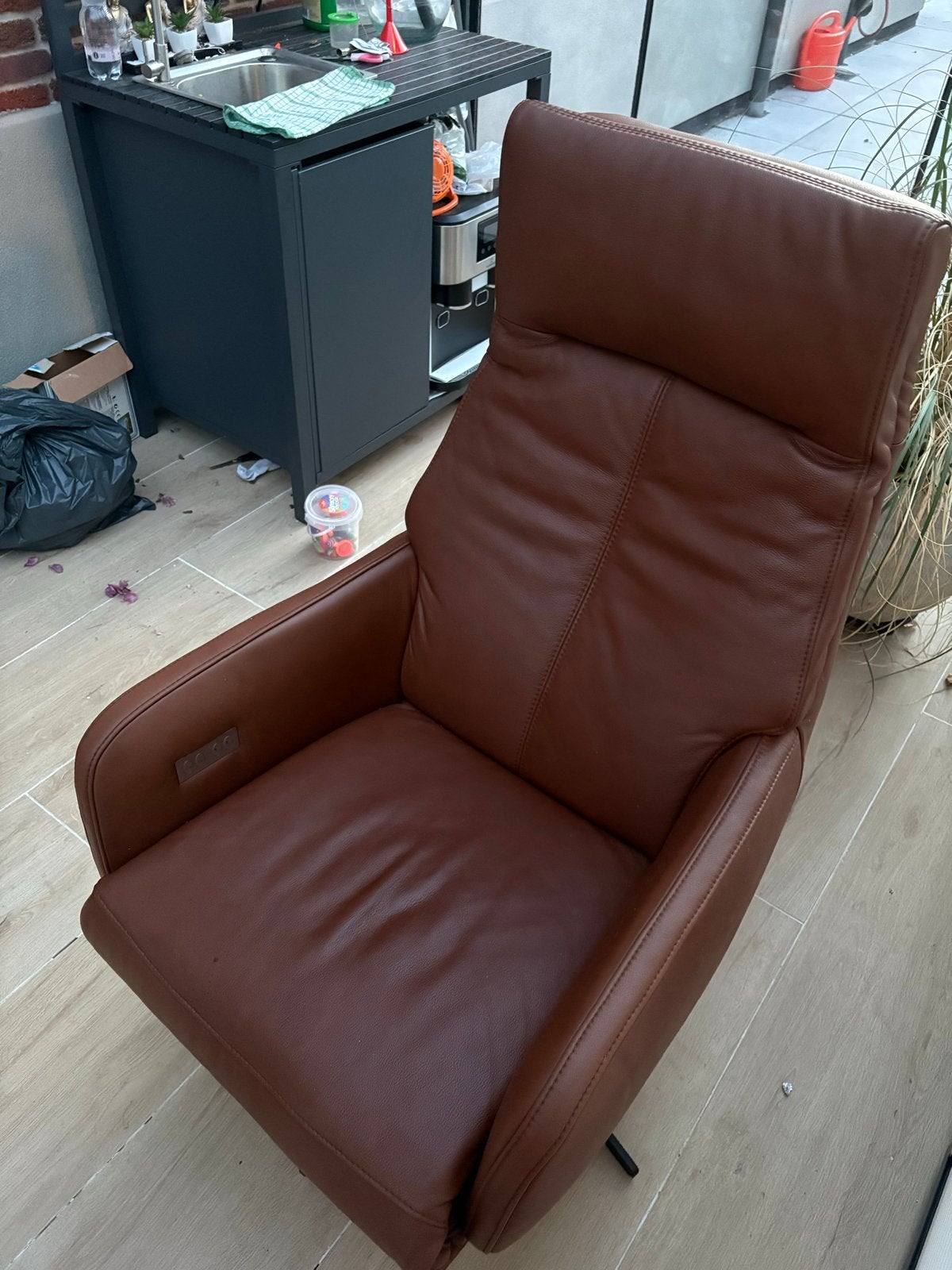 Montèl Relaxfauteuil Leer - Elektrisch Verstelbaar, Huis en Inrichting, Ophalen, Gebruikt, Leer, 75 tot 100 cm
