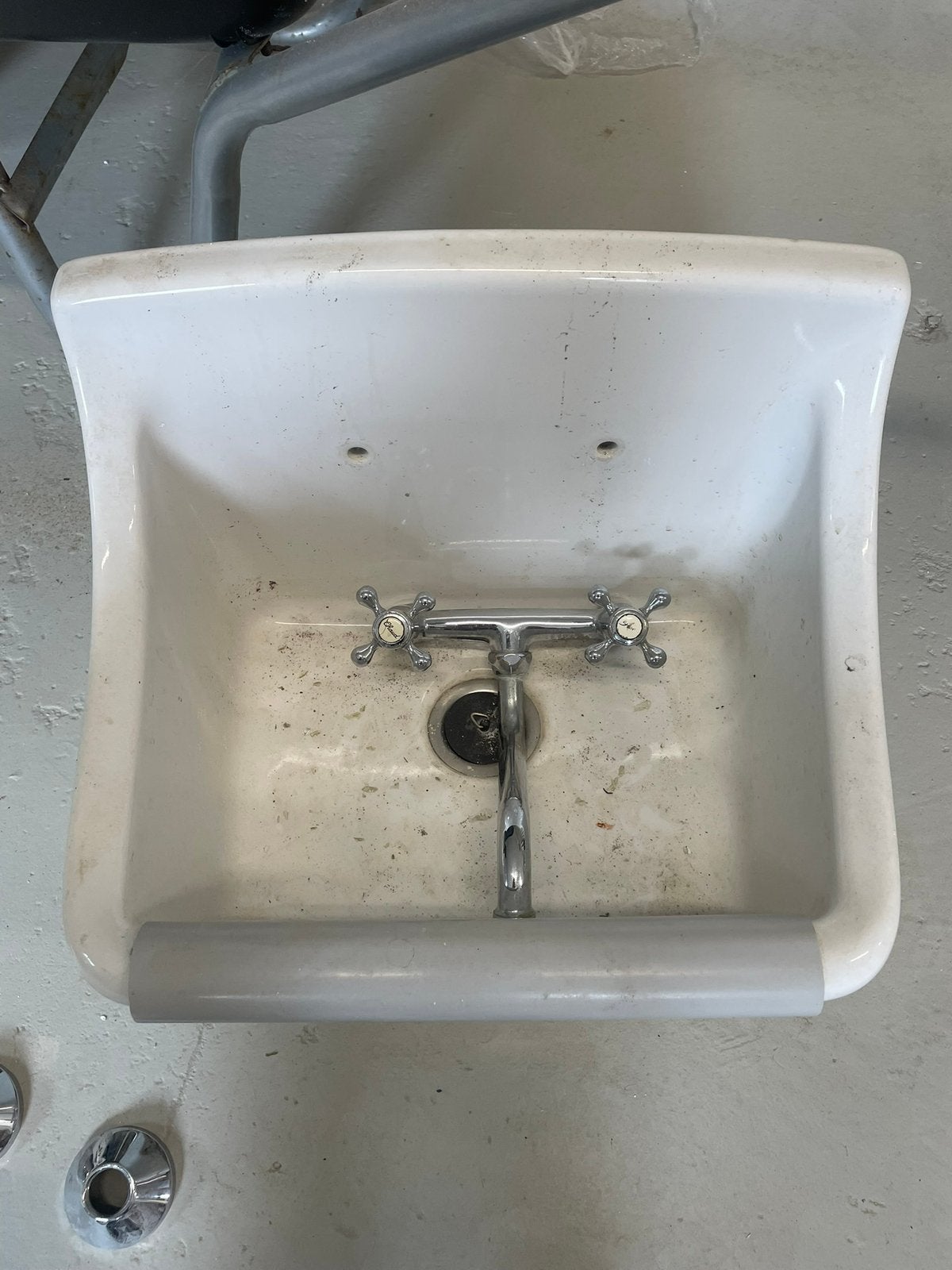 Gootsteen met bijpassende kraan voor in bijkeuken of schuu, Ophalen of Verzenden, Zo goed als nieuw, Wastafel