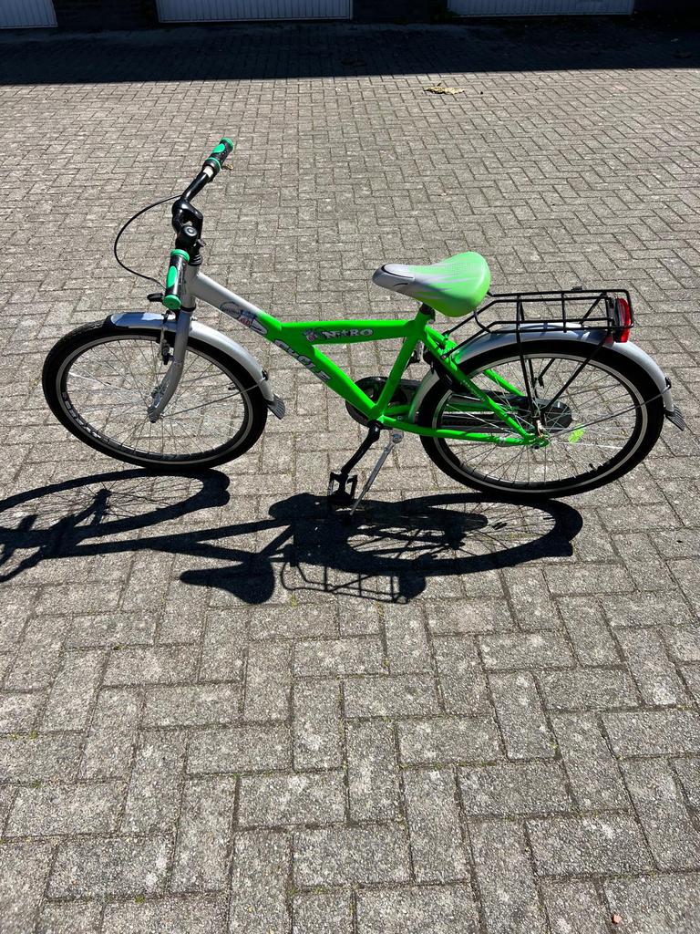 Groene NITRO jongensfiets 24 inch., Ophalen, Zo goed als nieuw, 24 inch, Handrem