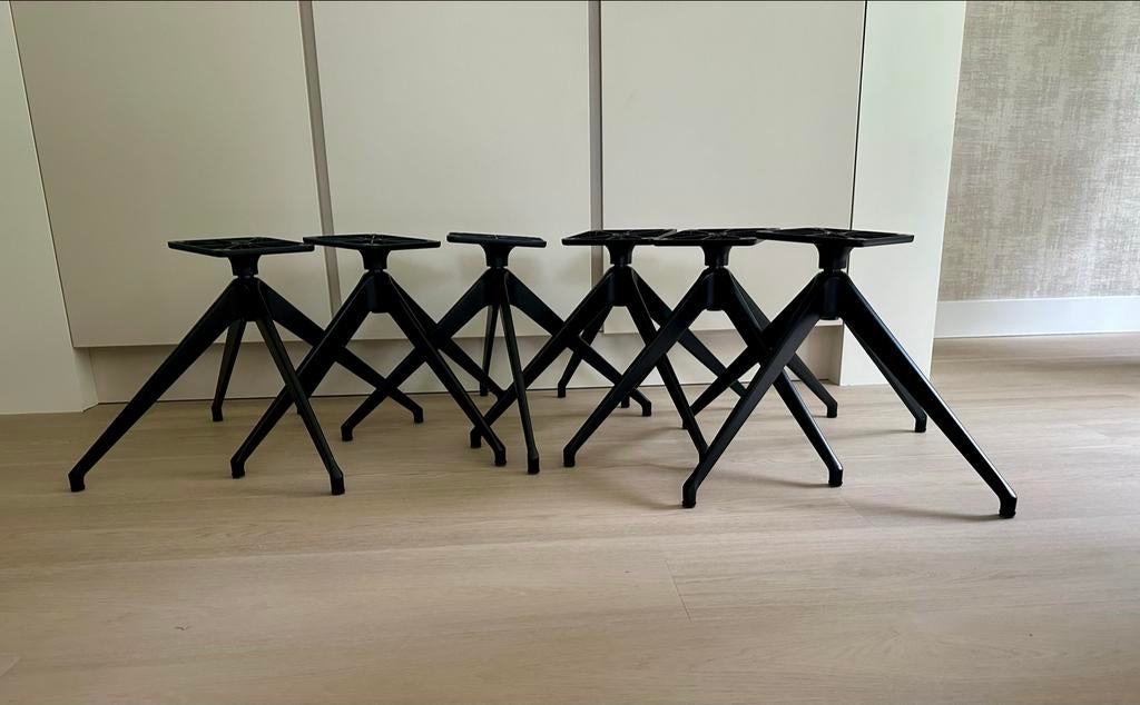 6x Bree's New World Linq stoel draai-onderstellen., Huis en Inrichting, Ophalen, Zwart, Zo goed als nieuw, Metaal
