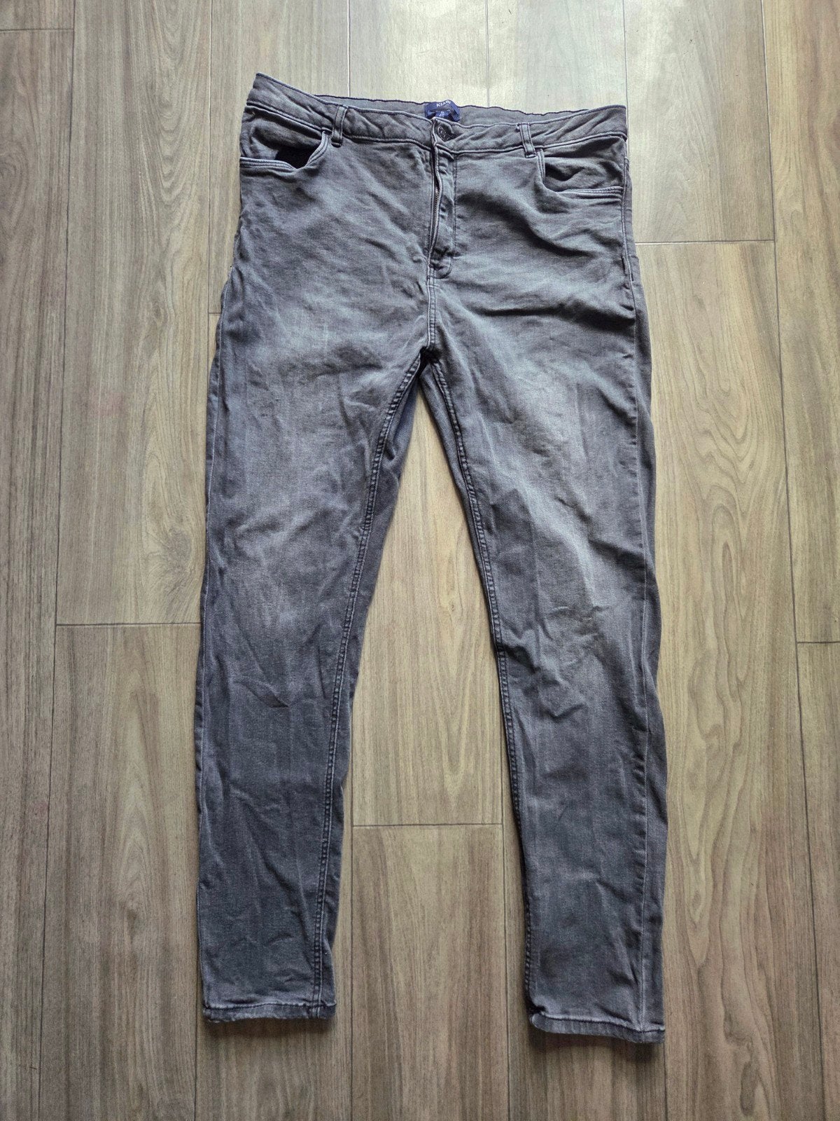 Skinny fit jeans van Kiabi in maat 46, Kleding | Dames, Broeken en Pantalons, Gedragen, Maat 46/48 (XL) of groter, Grijs, Lang