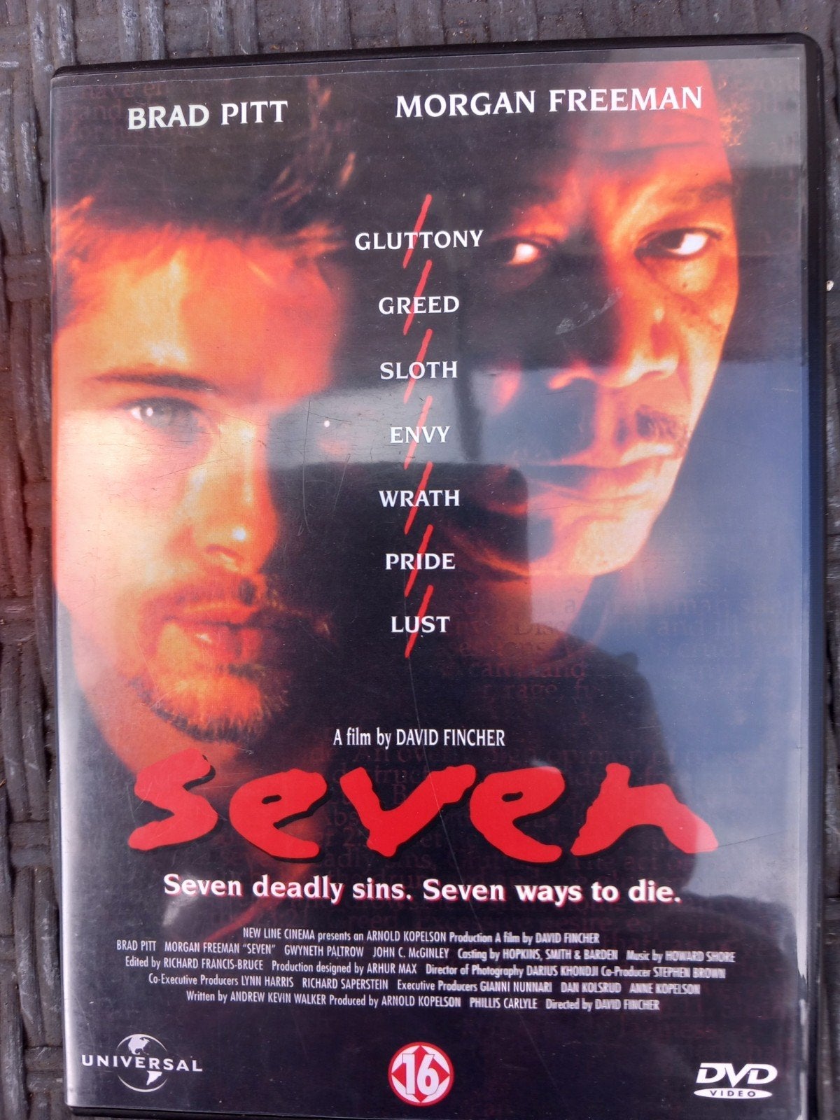 Seven (Se7en) DVD - Brad Pitt, Morgan Freeman, Ophalen of Verzenden