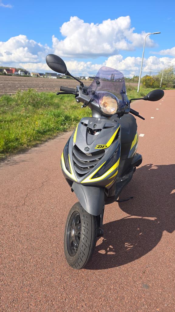 Zip 172cc getuned door DDL tuning op A1 kenteken, Ophalen, Maximaal 45 km/u, Zip, Zo goed als nieuw