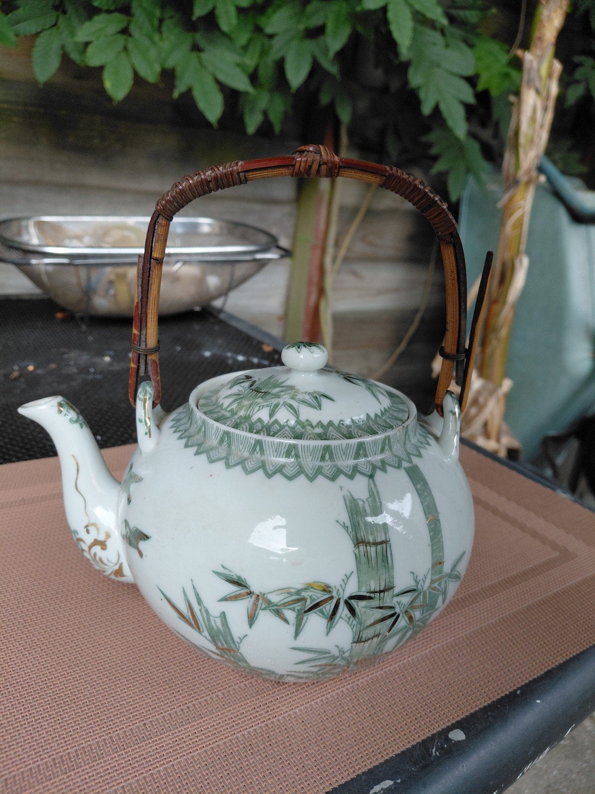 Bijzondere oude Chinese of Japanse theepot. Met insinge., Ophalen of Verzenden