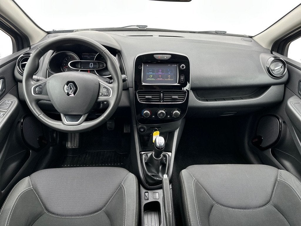 Renault Clio 0.9 TCe Zen CRUISE / NAVI / STOELVERW / ALL SEA, Voorwielaandrijving, Stof, Gebruikt, Euro 6