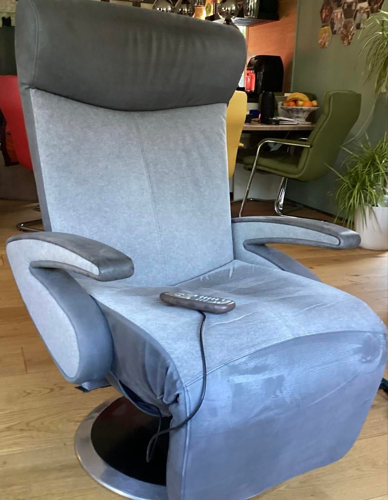 Leolux Elektrische Relaxstoel met Massage, Huis en Inrichting, Fauteuils, Gebruikt, Leer, 75 tot 100 cm, Ophalen