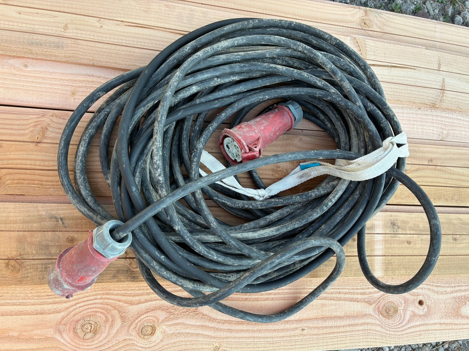 Krachtstroomkabel 32A, 42 meter Mennekes 5G4, Doe-het-zelf en Verbouw, Elektra en Kabels, Ophalen of Verzenden, Gebruikt, Overige merken