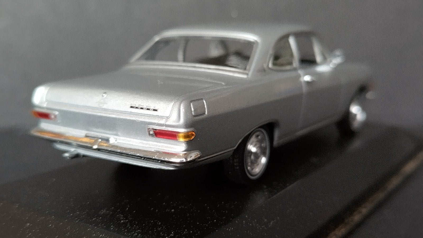 Opel Rekord Coupe 1:43 Minichamps Pol, Auto, Verzenden, ., Nieuw