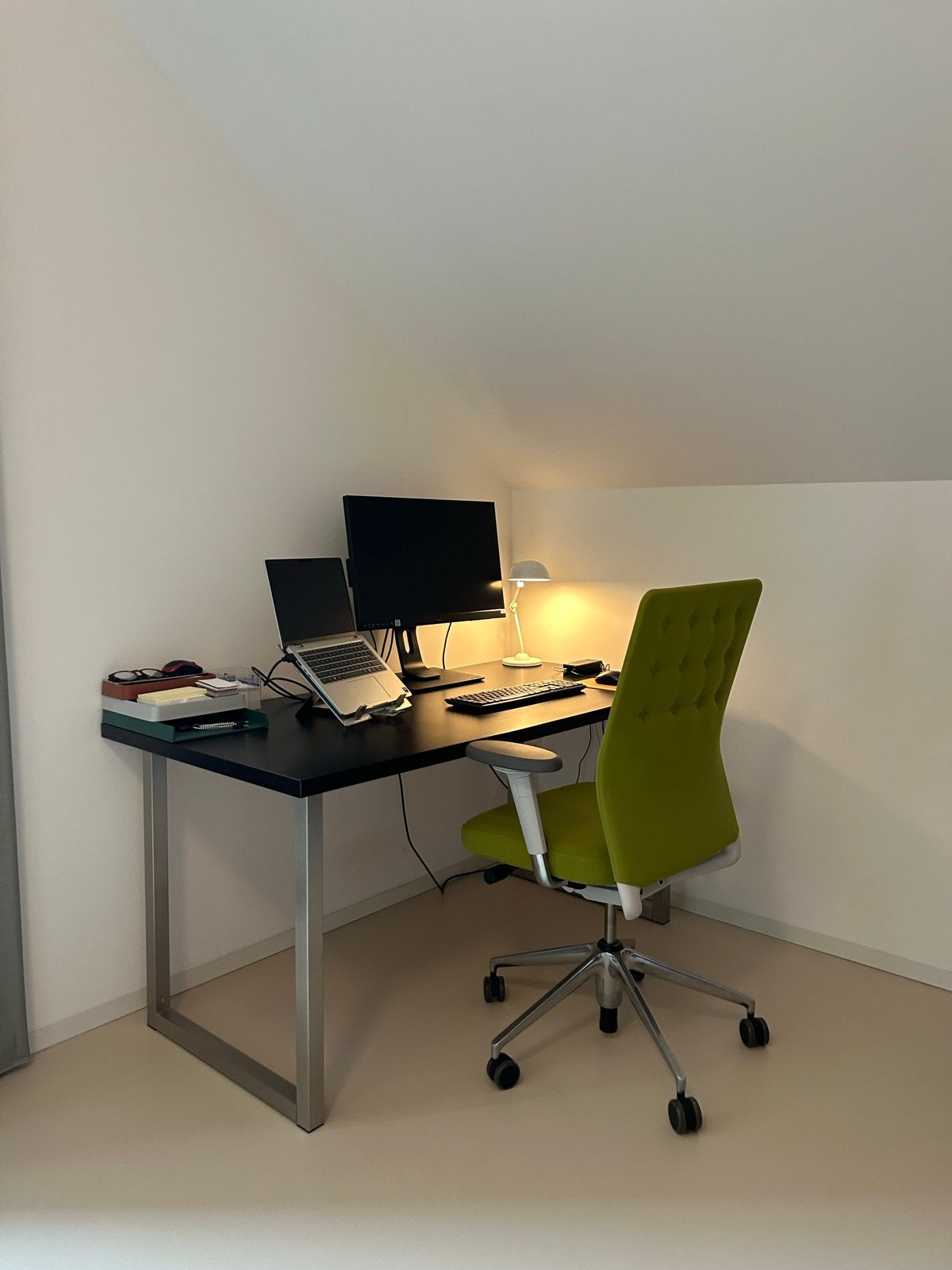 IKEA Bureau - 150x75x74cm - Gebruikt, goede staat, Ophalen, Gebruikt, IKEA, Computerbureau