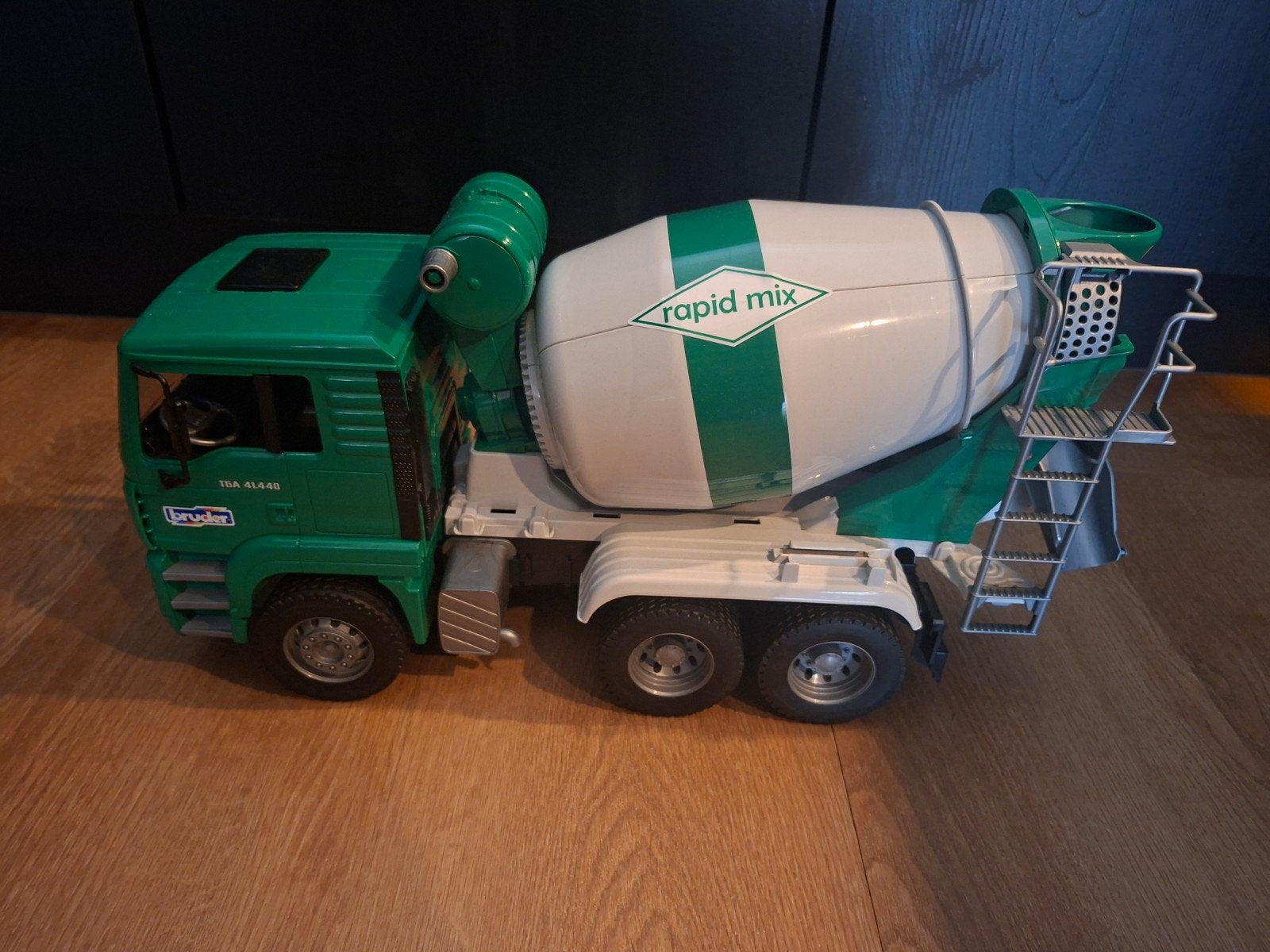 Bruder MAN TGA Betonwagen - Zo goed als nieuw, Ophalen, Zo goed als nieuw